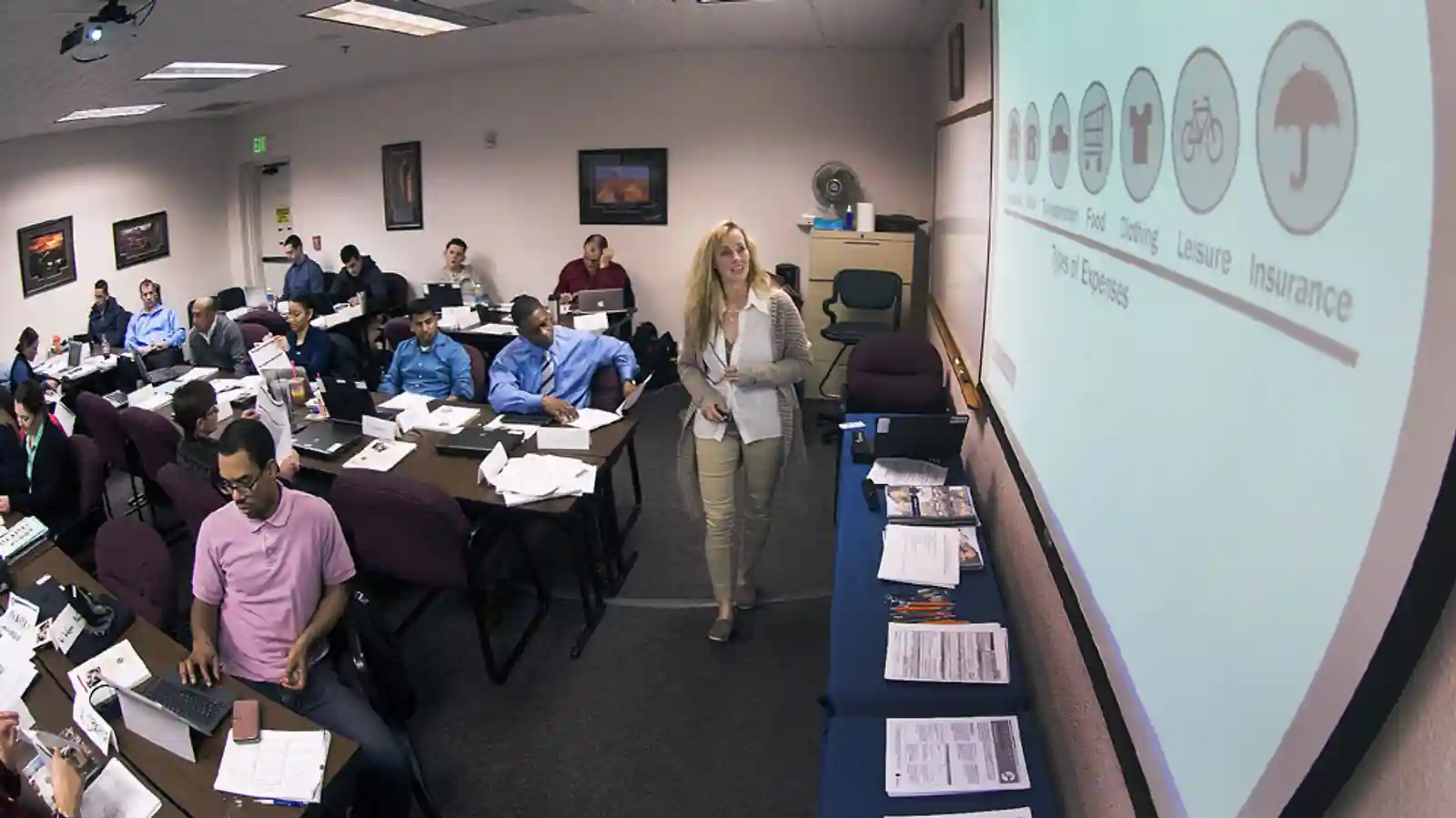 Advising young people to help them in making right decisions through Career Counseling