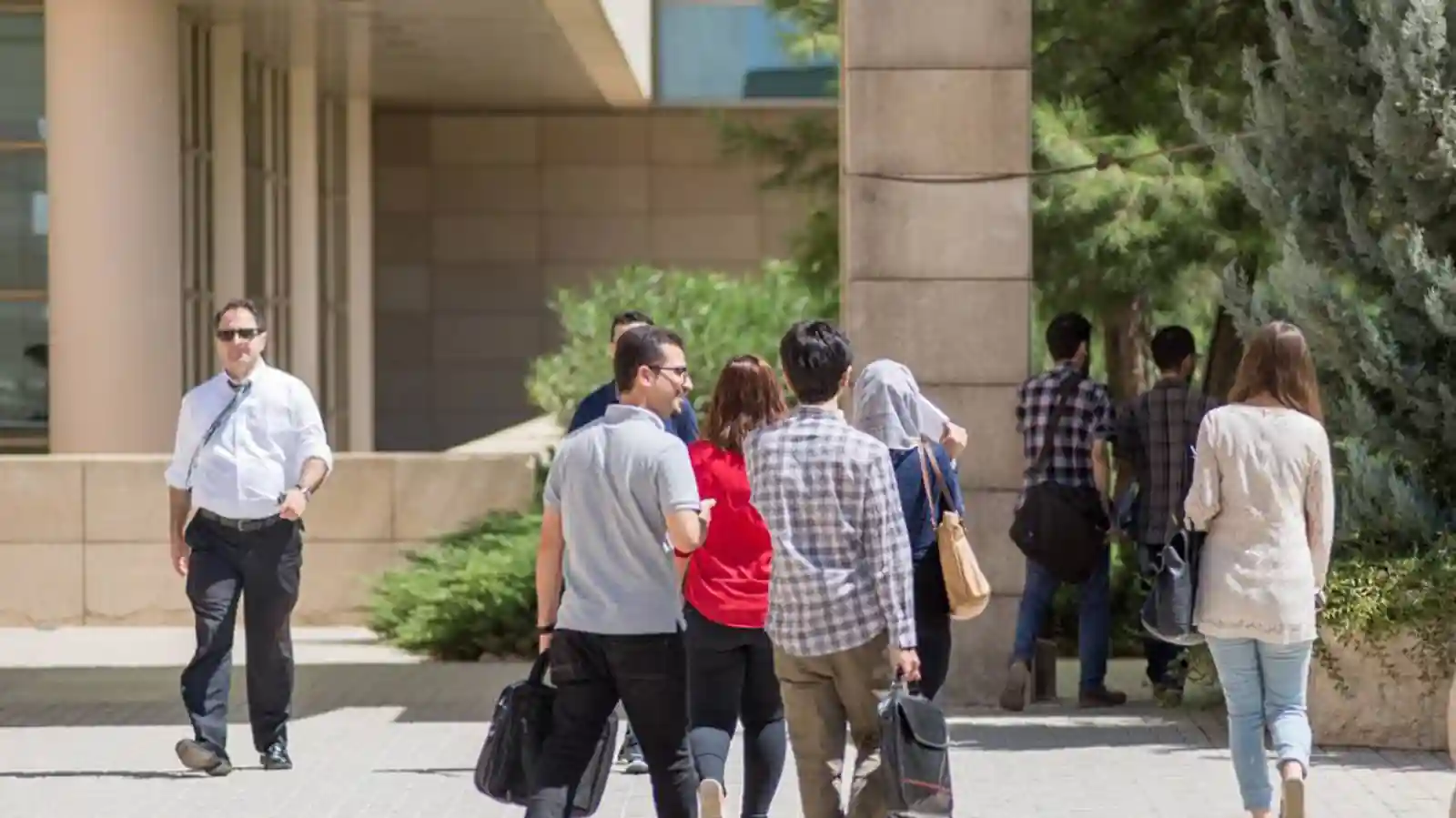 This Is How Iraq Is Boosting Innovation By Offering Scholarship To Indian Students