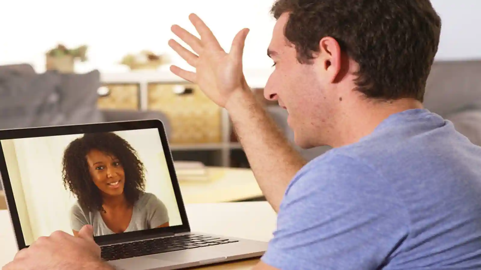 How to become an online tutor