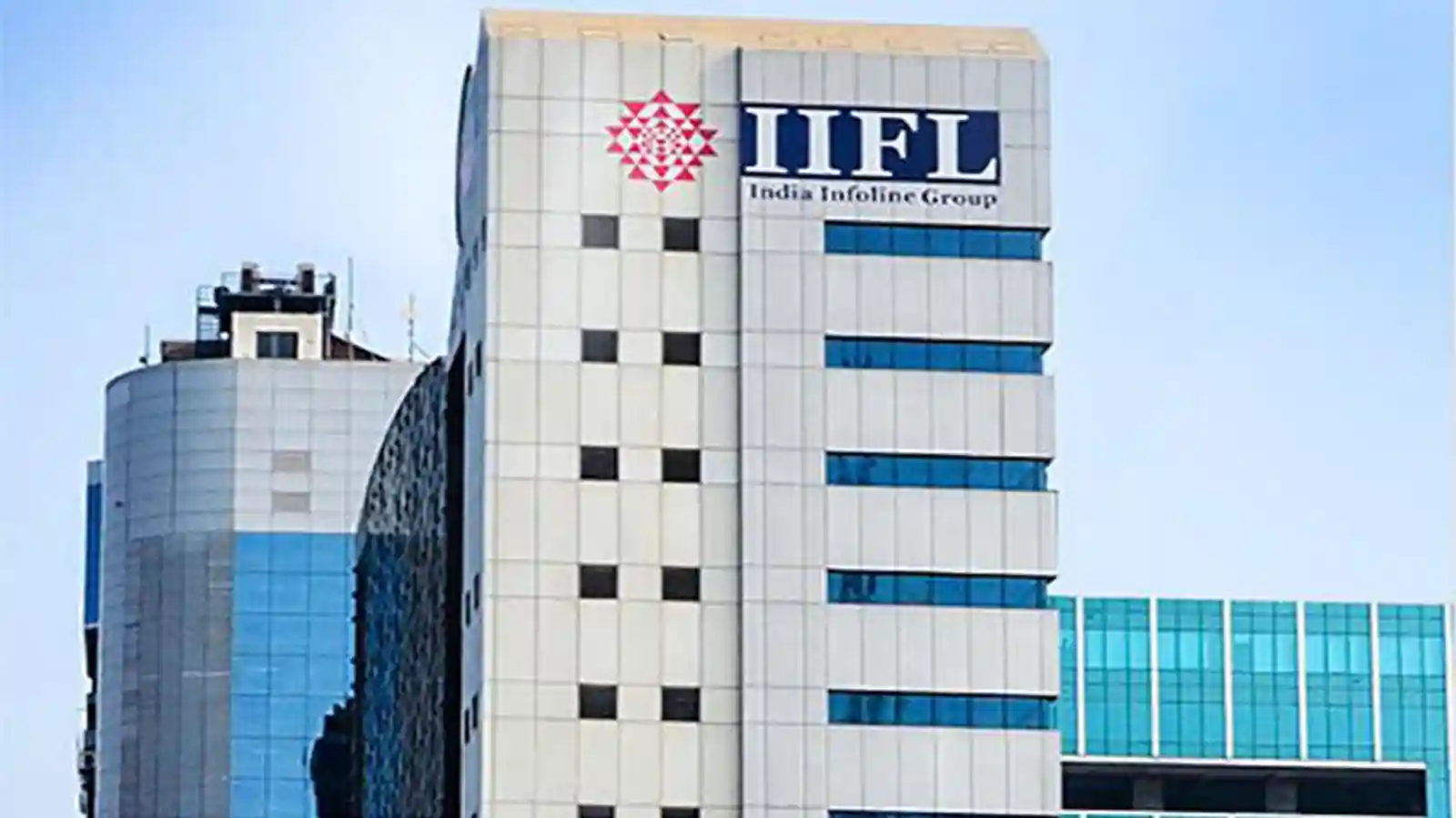 IIFL to provide free education for construction workers’ children