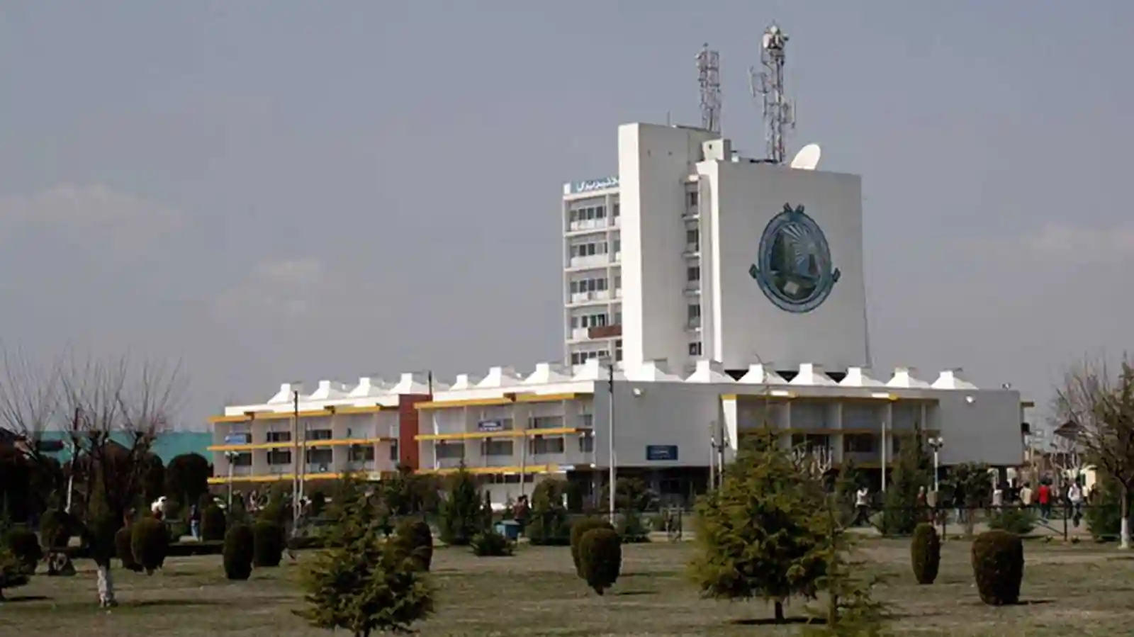 Kashmir University's DLL To Introduce Courses In Electronic Media & Automotive Technology