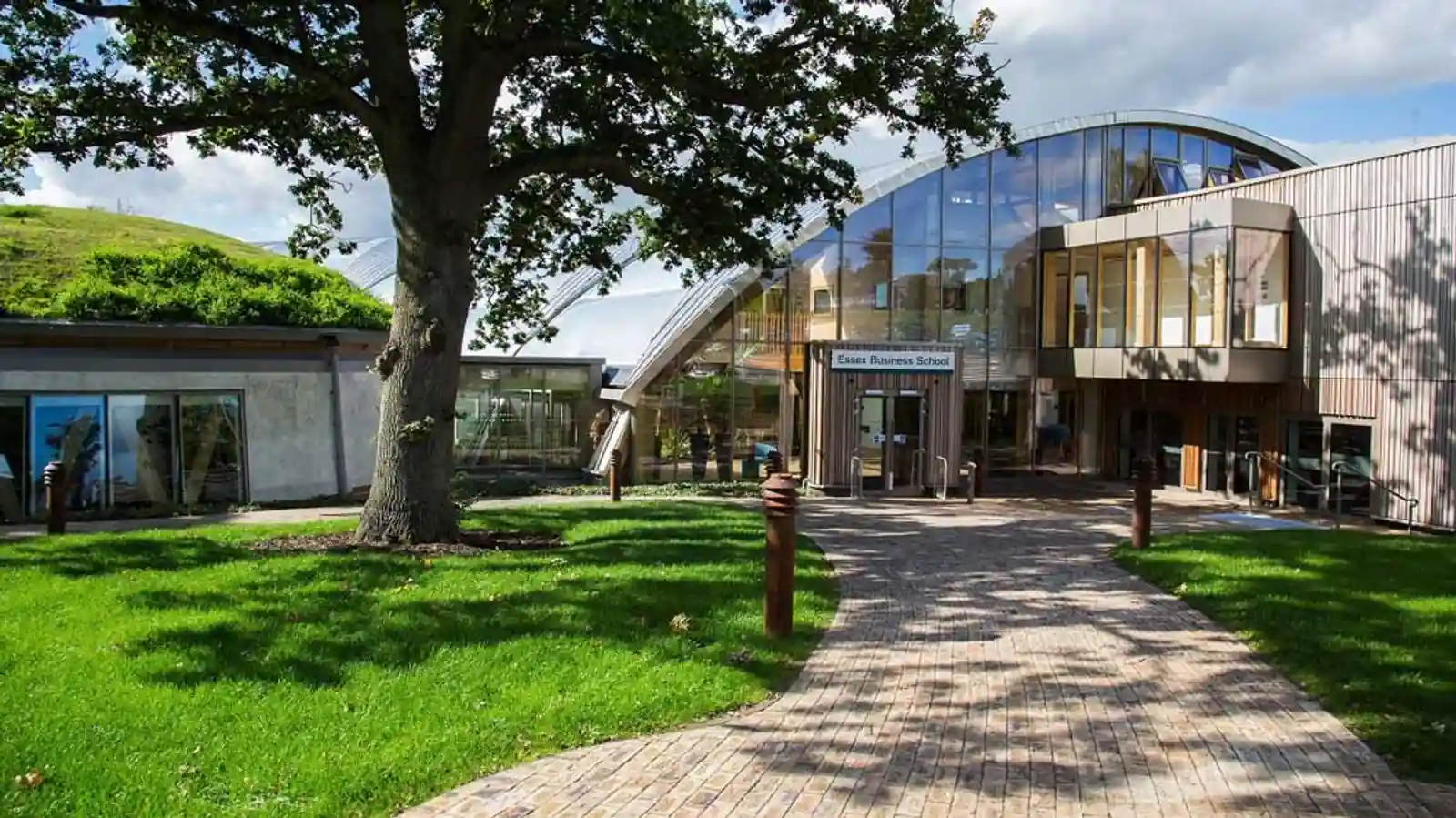 University of Essex announces scholarships worth up to £100,000 for Essex Business School’s MBA program