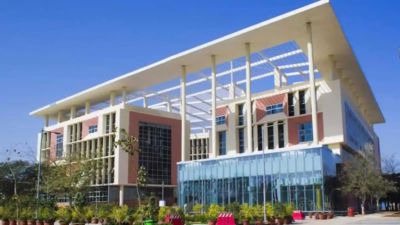 BML Munjal University launches international immersion programs for its undergraduate students