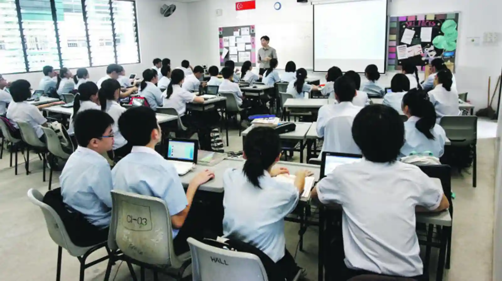 Singapore tops the chart of PISA test, beating UK and US