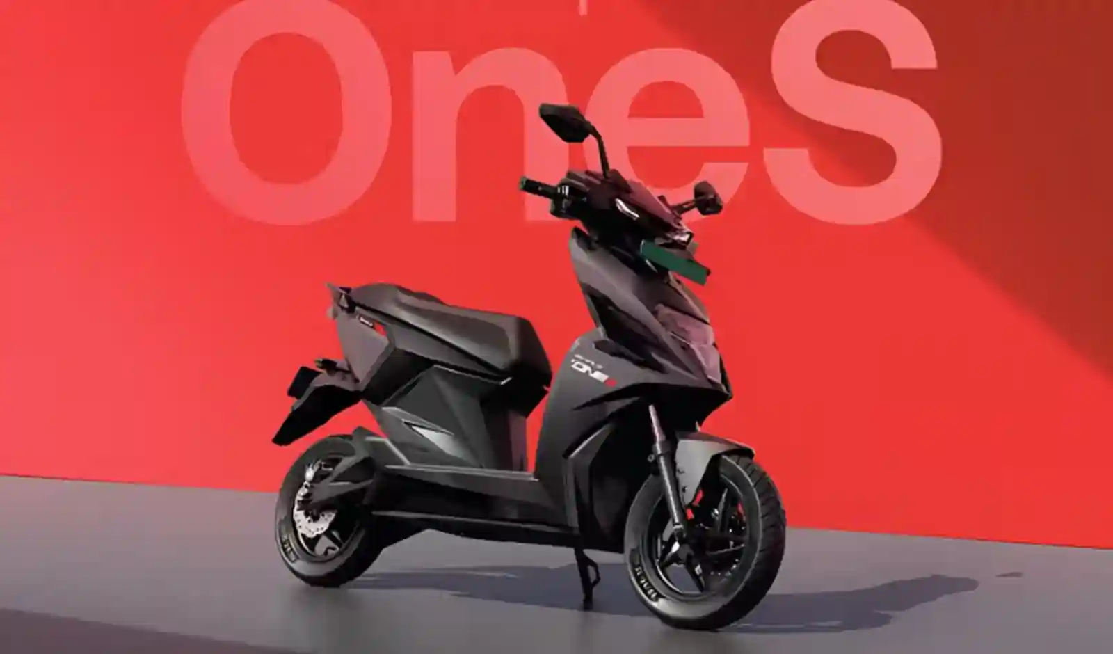 Simple Energy Launches Simple OneS Electric Scooter with 181 km Range