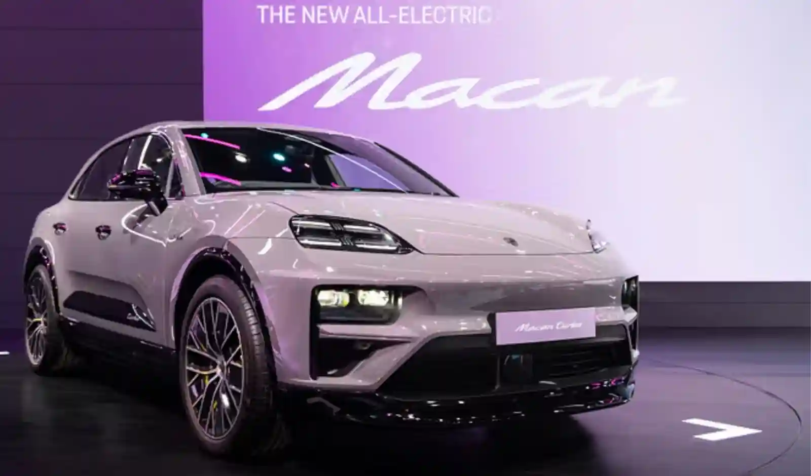 बेंगलुरु के व्हाइटफील्ड में Porsche का नया शोरूम खुला