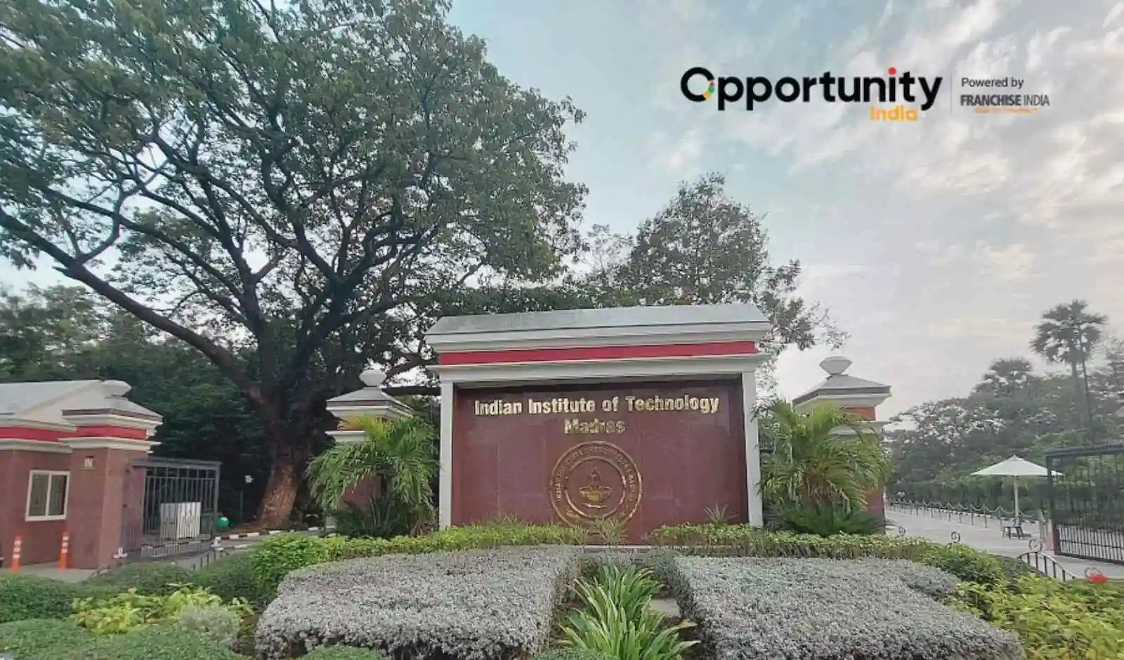 IIT Madras Startup Plugzmart Develops Indigenous Fast EV Charger