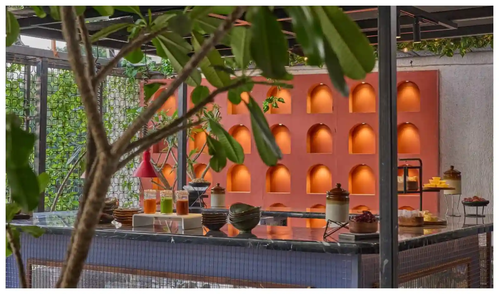 ‘Kadak’ Debuts at ICONIQA Hotels Mumbai, Bringing a Street-to-Soul Dining Experience