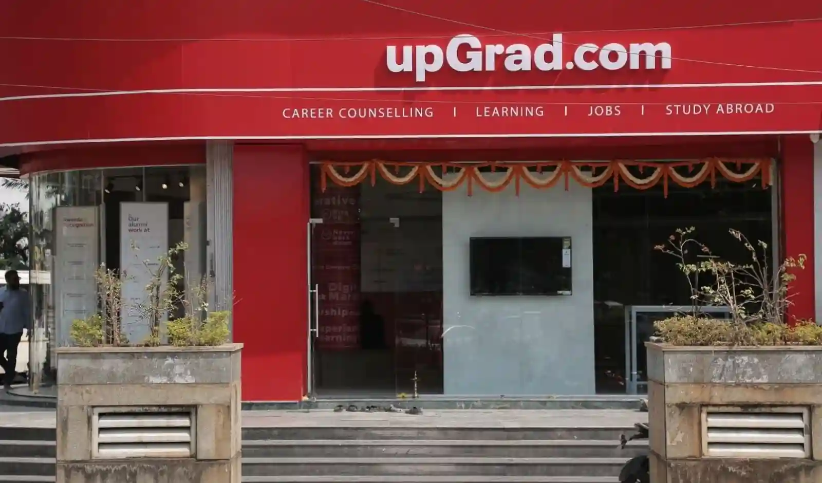 upGrad Scales Hybrid Learning Footprint; Targets 40 Learning Support Centres (LSCs) by March ’26