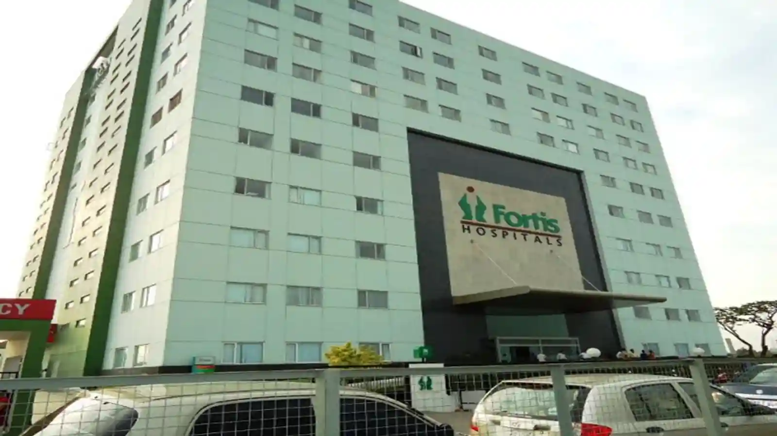Fortis Healthcare offers fresh bids for minimum of Rs 15 billion investment