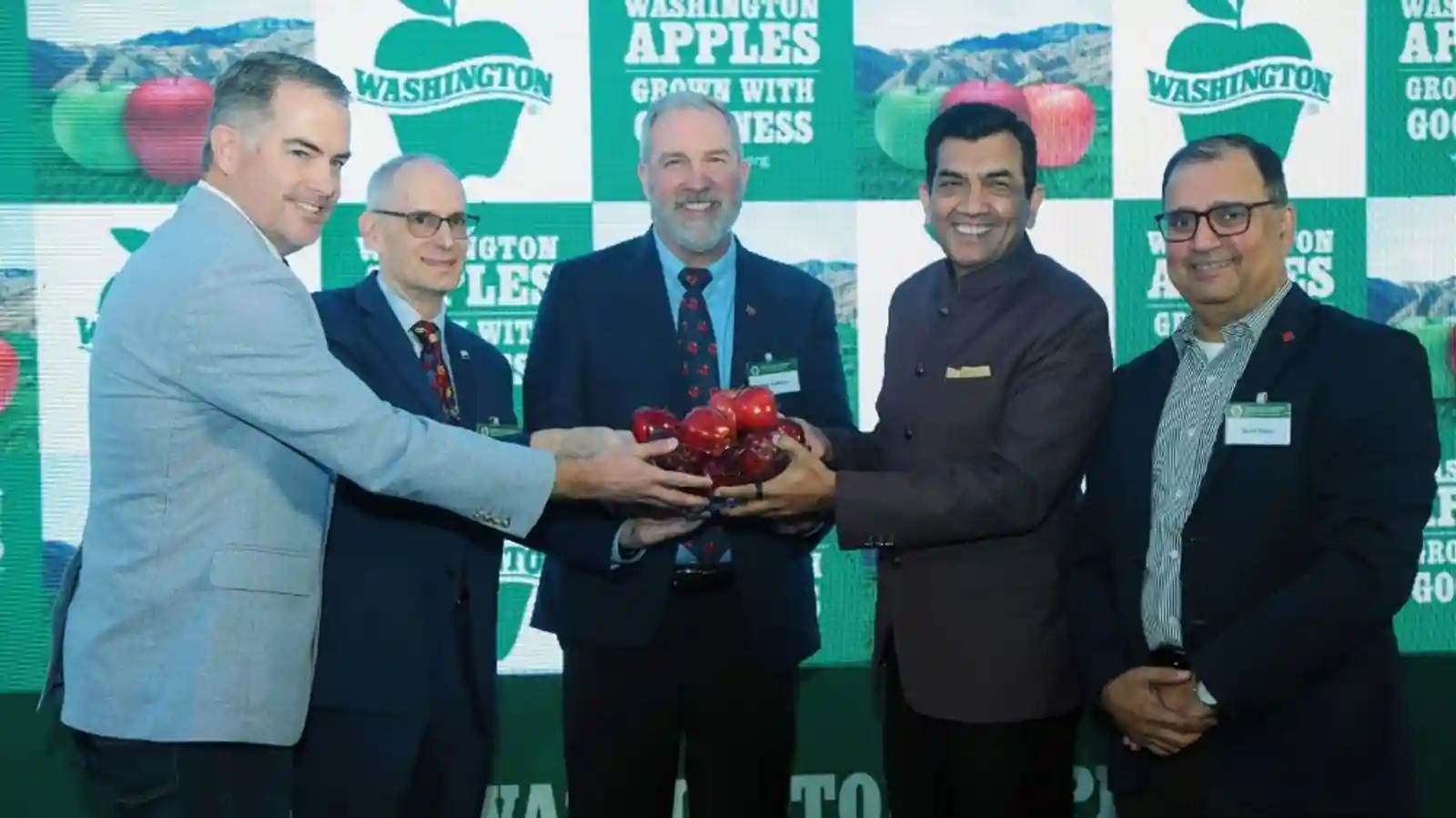 US Apples Re-enter Indian Market, Import Jumps 40 Times In 3 Months