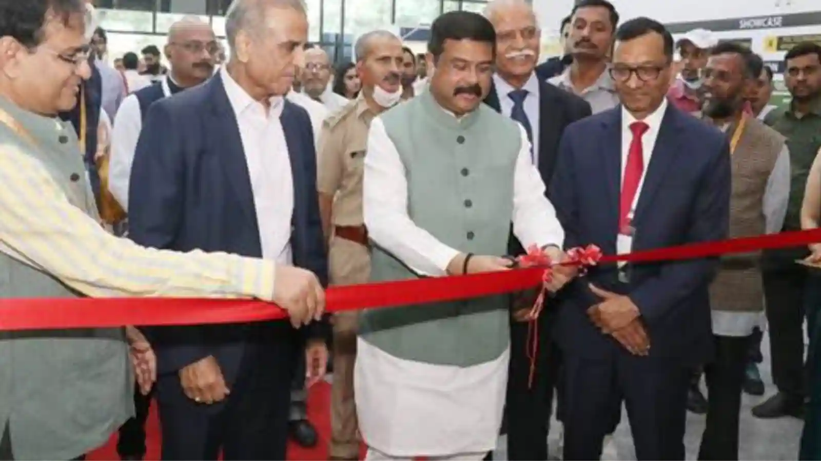 Dharmendra Pradhan Inaugurates Two-Day Event "IInvenTiv"