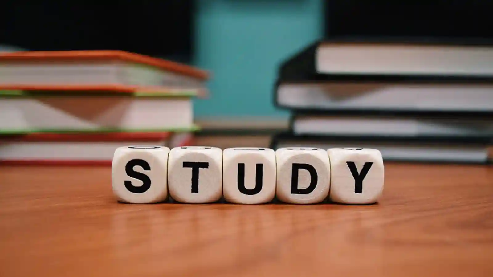 10 Career Benefits You Cannot Afford to Miss