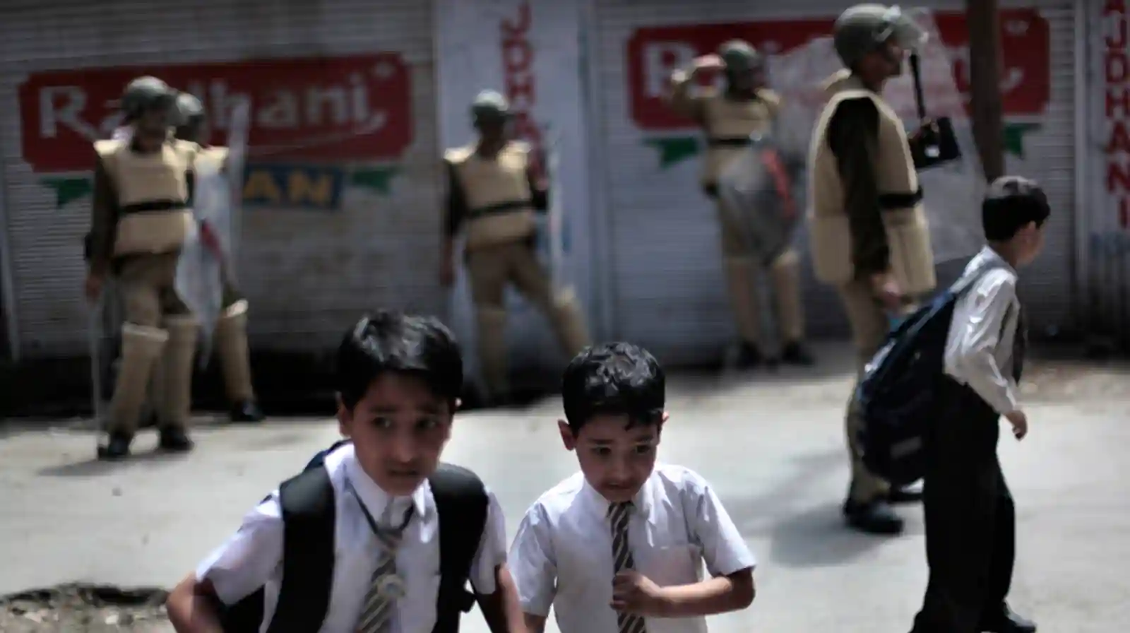 The fire of hatred fails to burn the desire to study of Kashmiri students