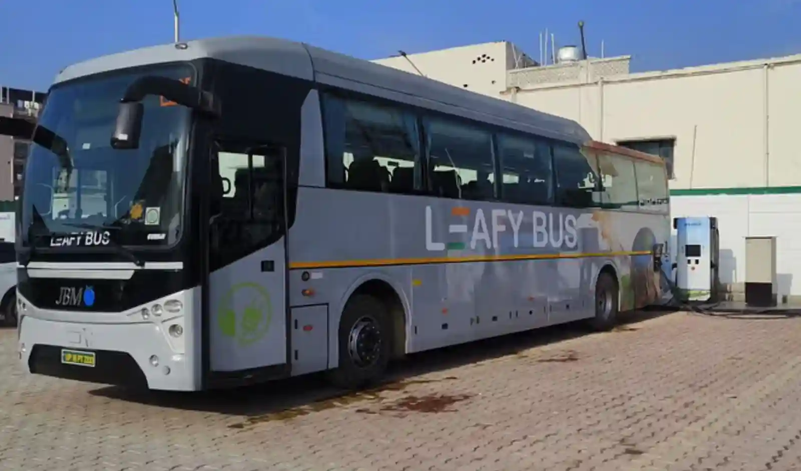 LeafyBus Launches India’s First 360 KW Fast-Charging System for Electric Buses
