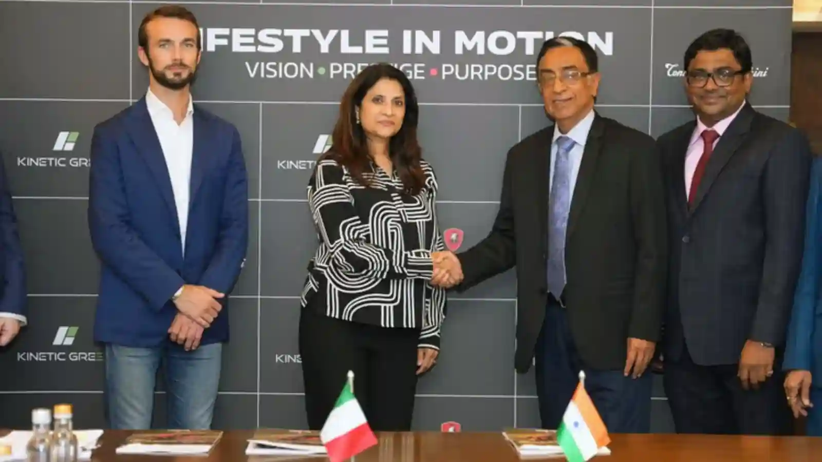 KGTL ने लग्जरी इलेक्ट्रिक गोल्फ कार्ट के लिए सर्ज सिस्टम्स को बनाया डिस्ट्रीब्यूटर