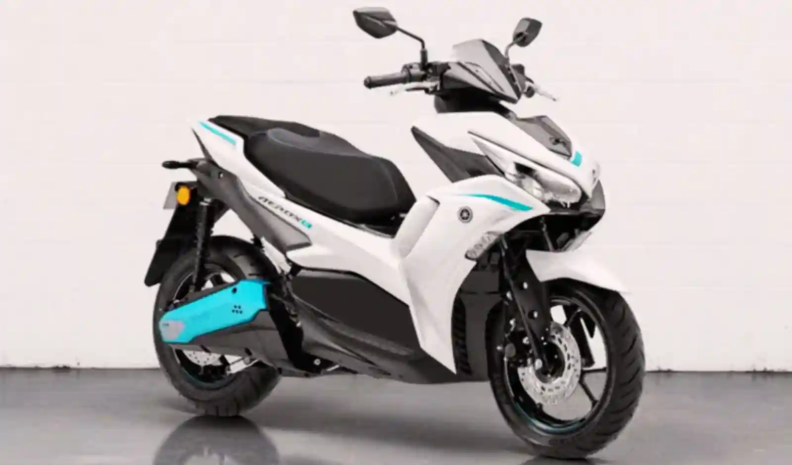 Yamaha Unveils Aerox-E Electric Scooter with 106 km Range