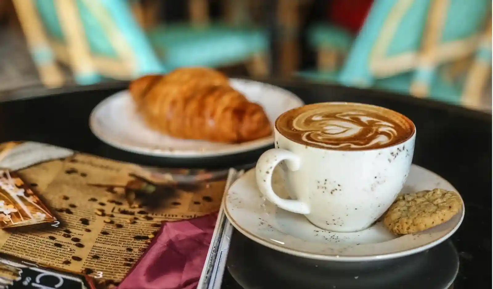 How Cafes are Now Becoming All-Day Dining Spots