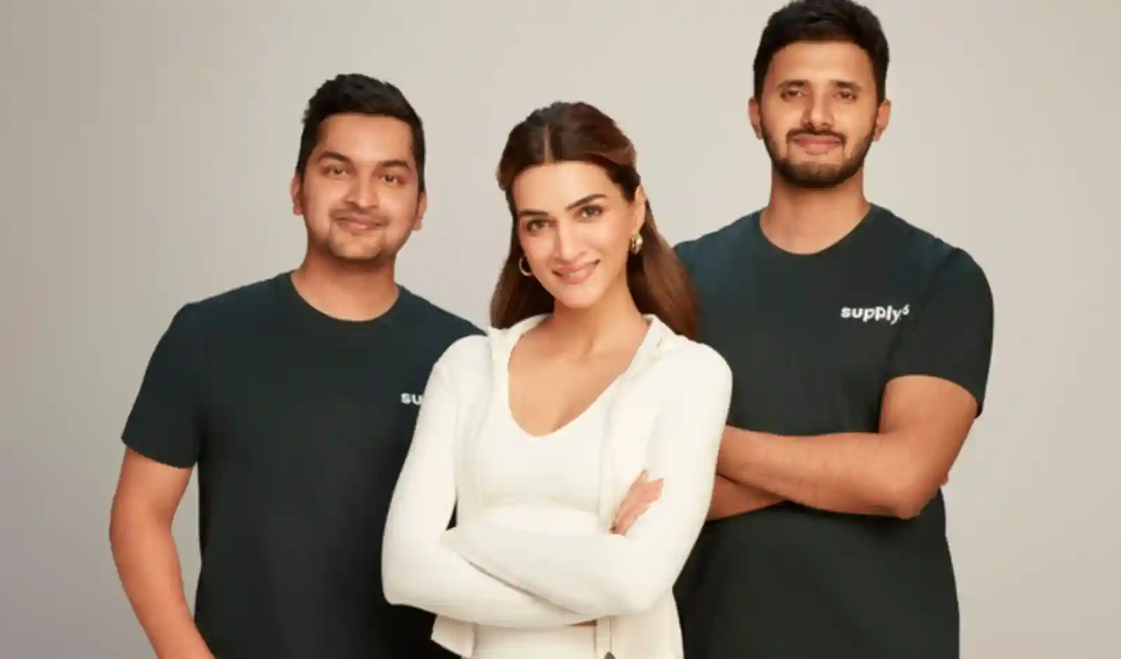 कृति सैनन बनीं Supply6 की निवेशक और ब्रांड एंबेसडर