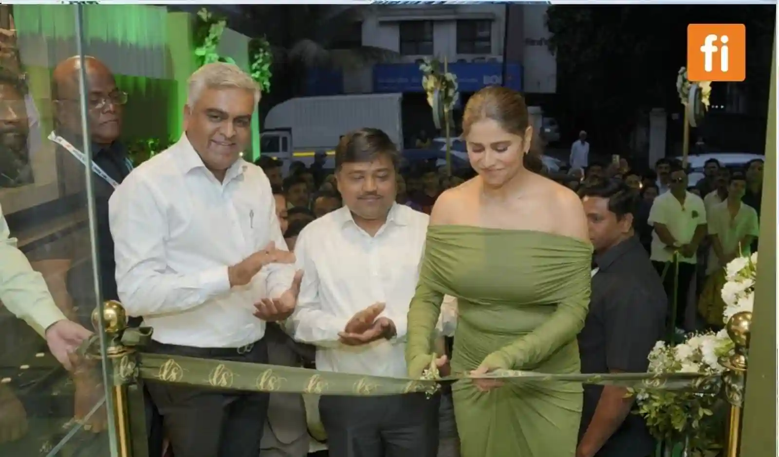 PNG Jewellers का Litestyle ब्रांड पुणे में खोला नया स्टोर