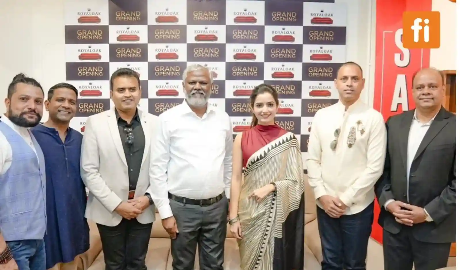 Royaloak फर्नीचर ने बेंगलुरु में खोले दो नए स्टोर