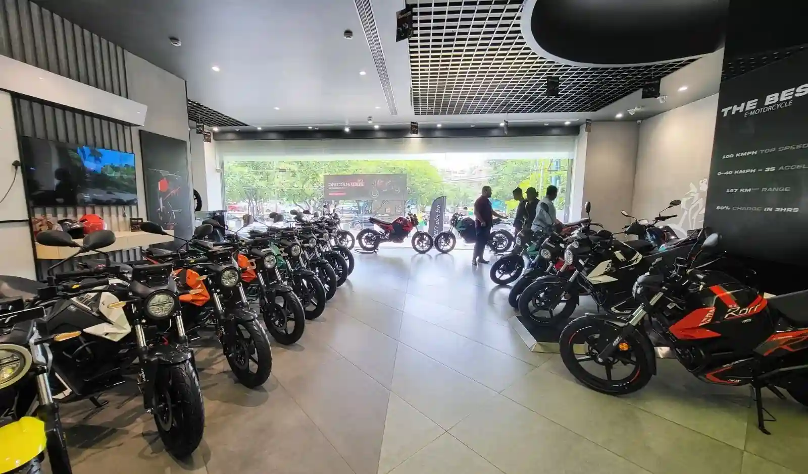 Oben Electric Expands MP Footprint with New Damoh Showroom