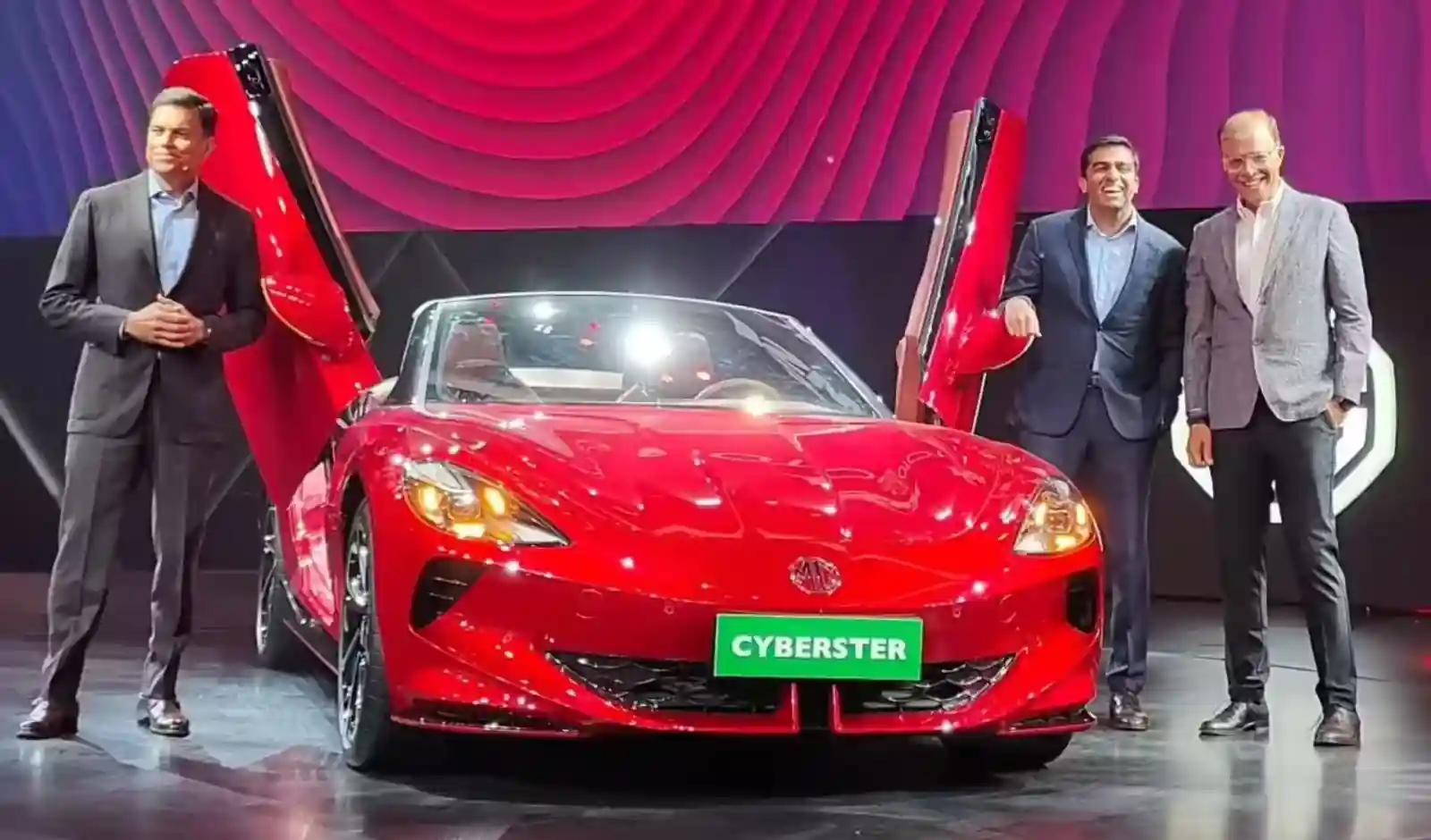 SAIC–JSW Venture Bets Big on Hybrid and Electric Vehicles in India