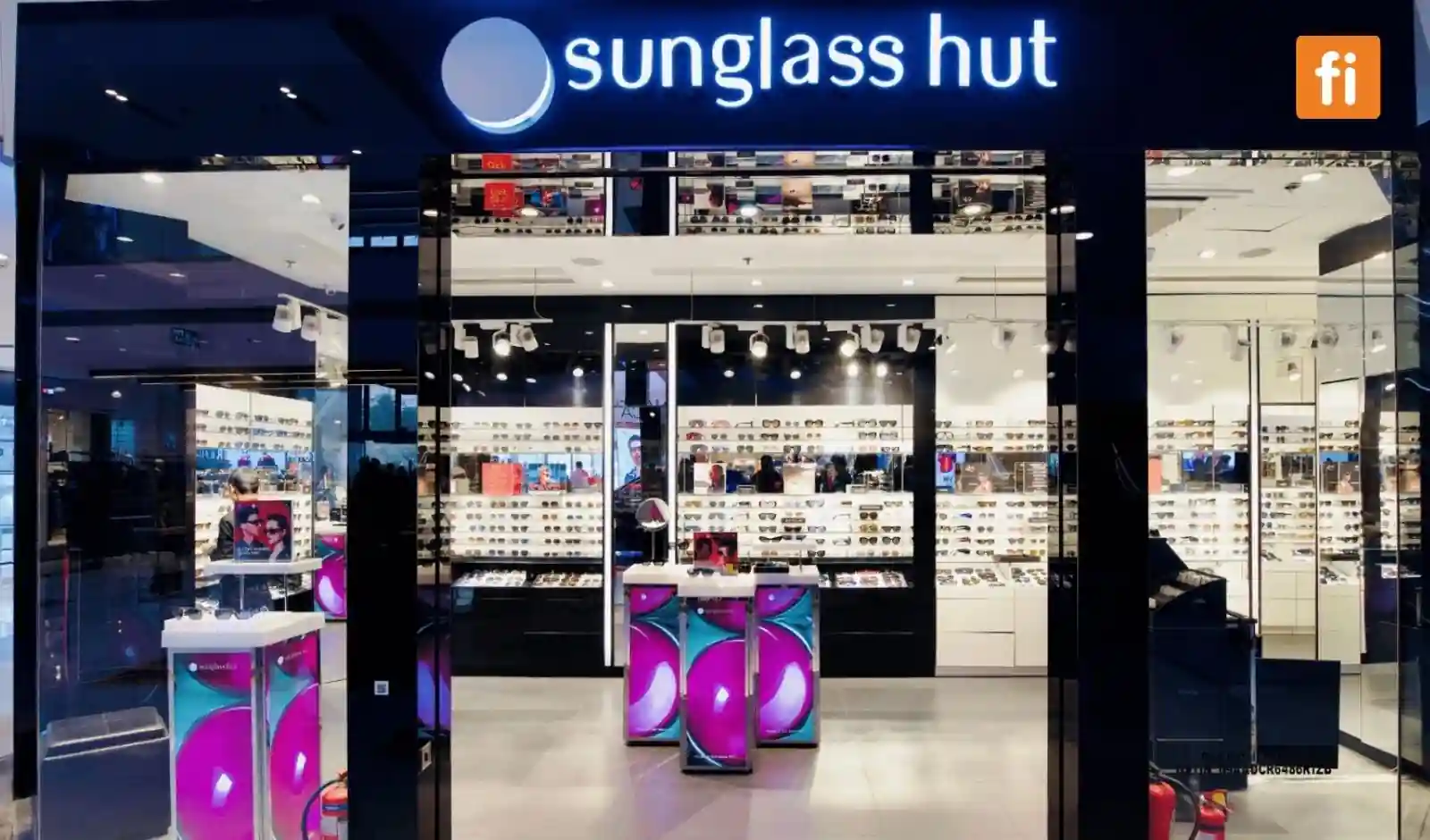 Sunglass Hut ने जालंधर में खोला भारत का 100वां स्टोर