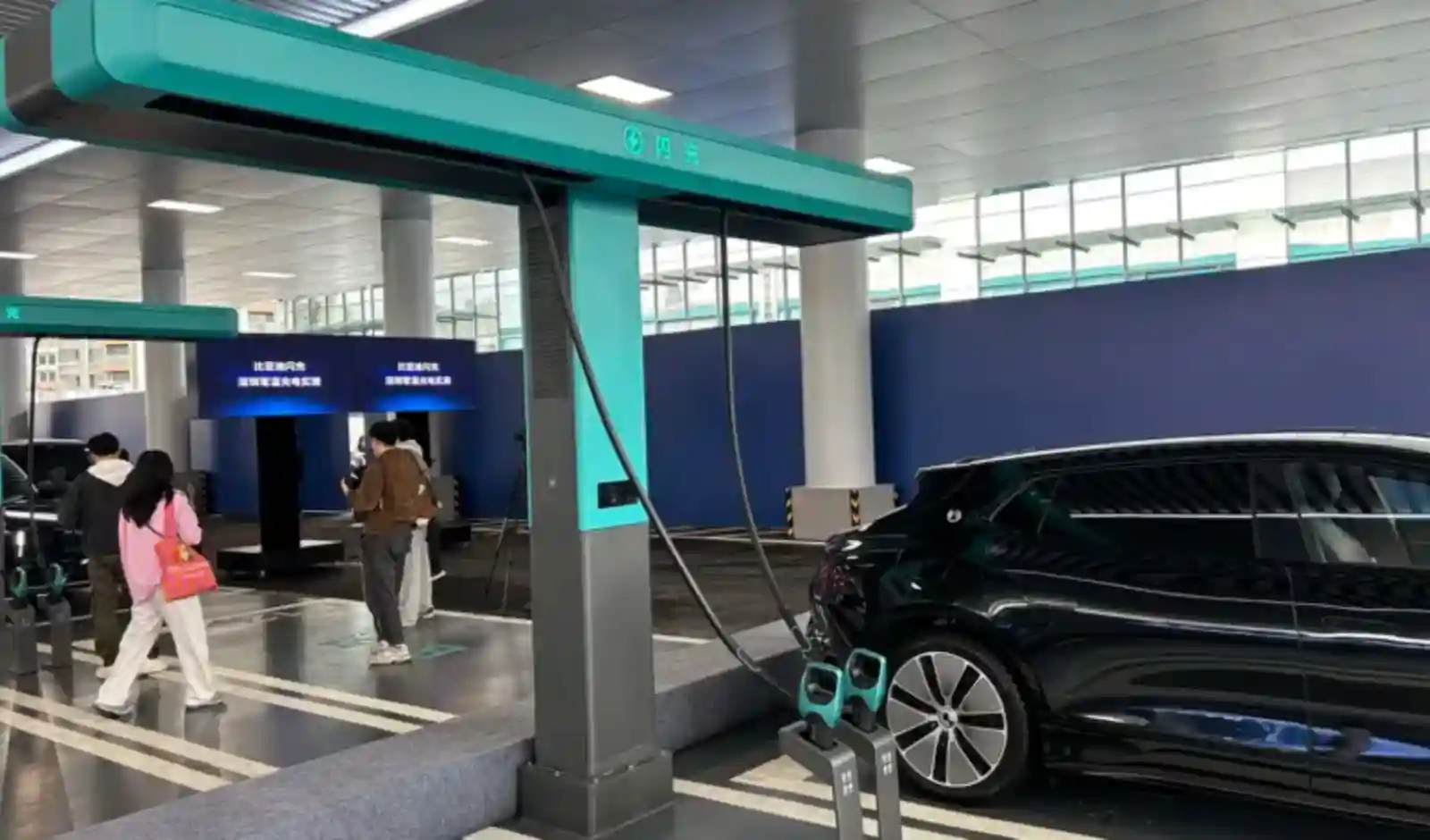 BYD Unveils Second-Gen Blade Battery with 5-Minute EV Charging