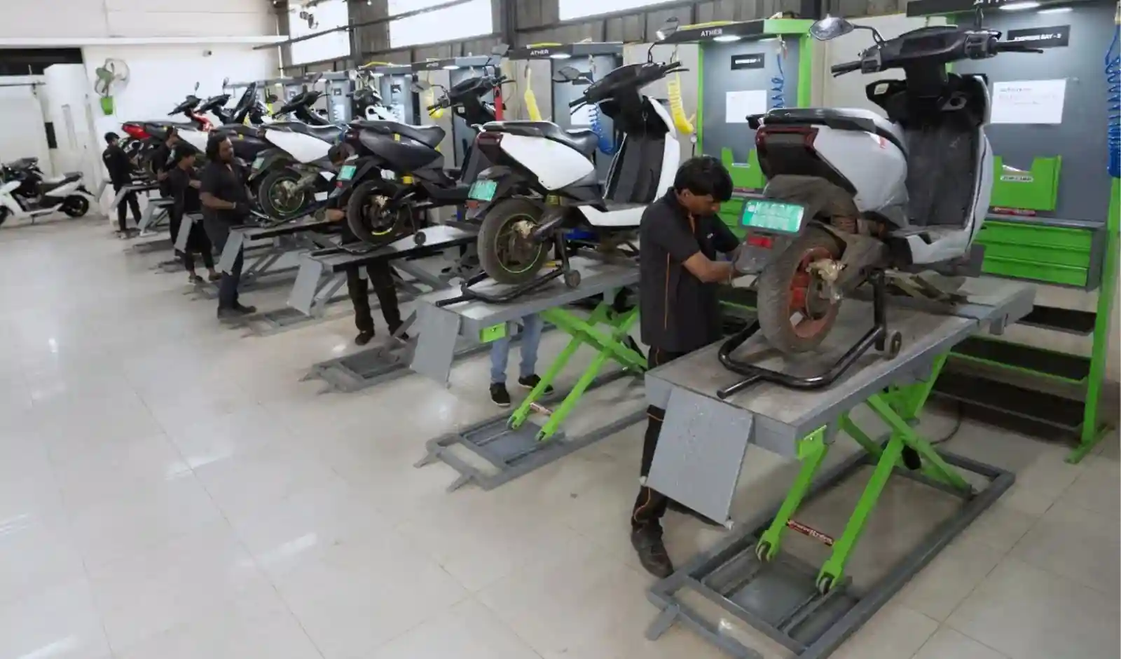 Ather ने सर्विस नेटवर्क में 80% विस्तार किया