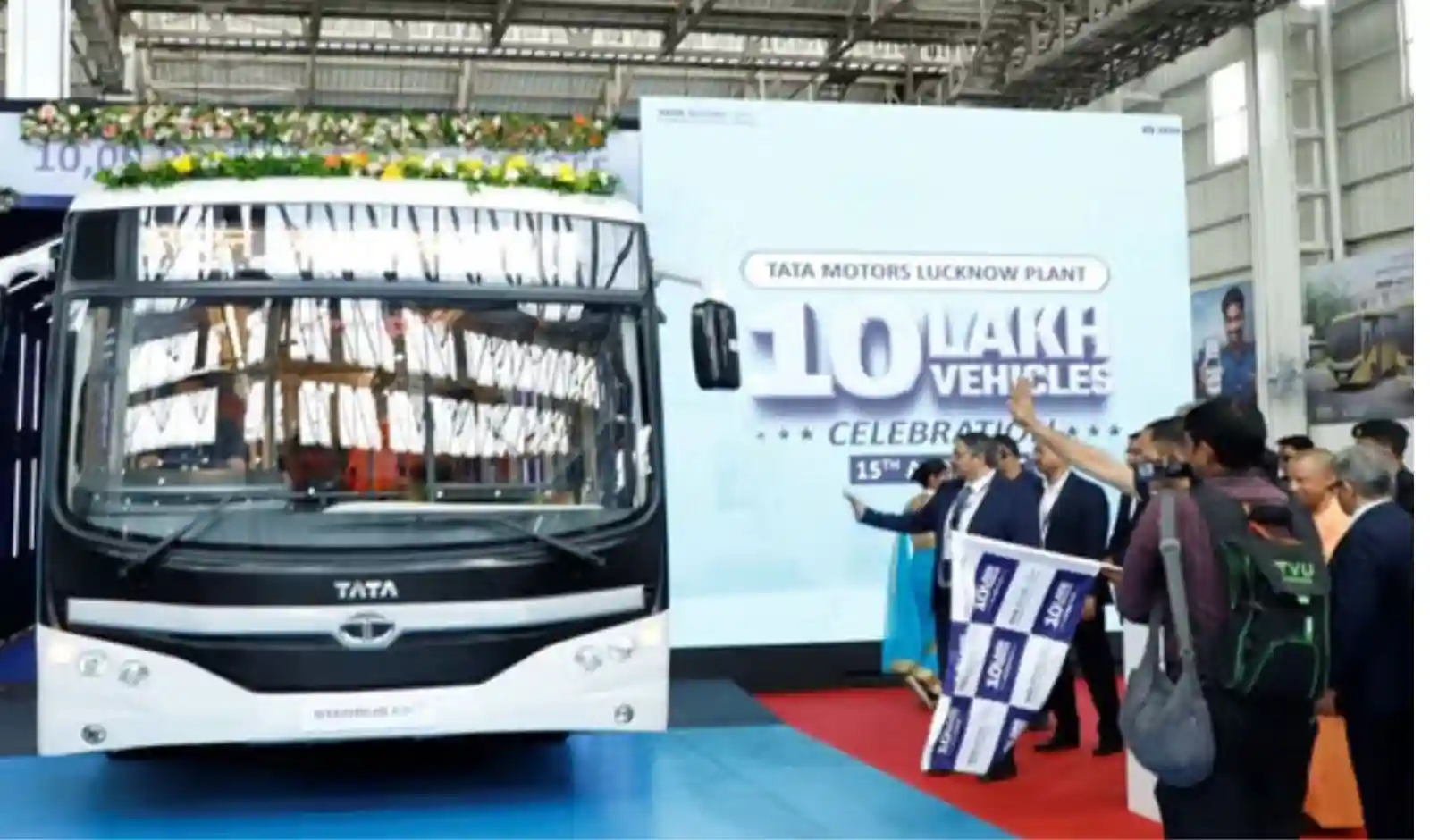 Tata Motors Ltd. rolls out 1 million vehicle from Lucknow plant
