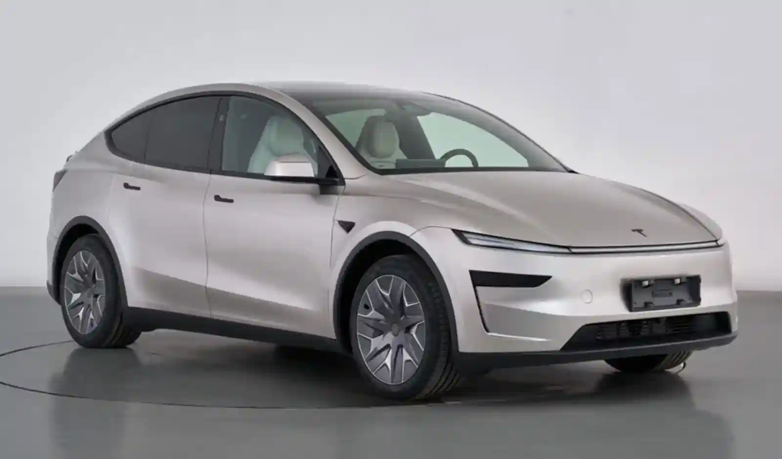 Tesla Launches Six-Seater Model Y L in India at 61.99 Lakh