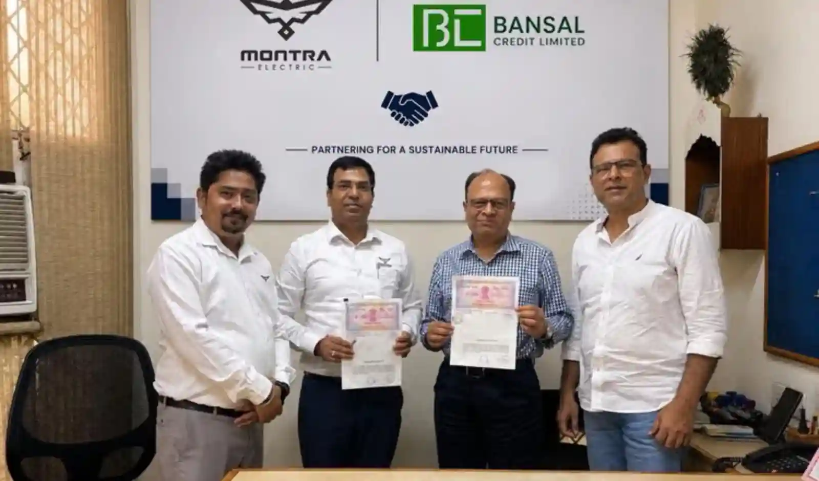 Montra Electric Partners with Bansal Credits to Expand EV Financing