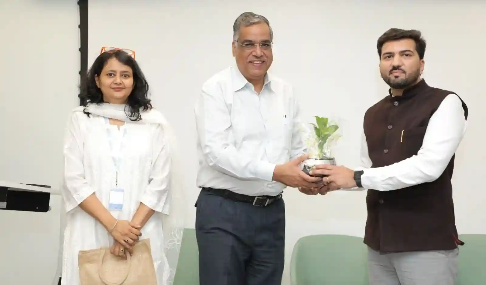 शिव नादर यूनिवर्सिटी और StartinUP ने स्टार्टअप्स को निवेशकों से जोड़ने के लिए लॉन्च किया 'द कैपिटल कनेक्ट'