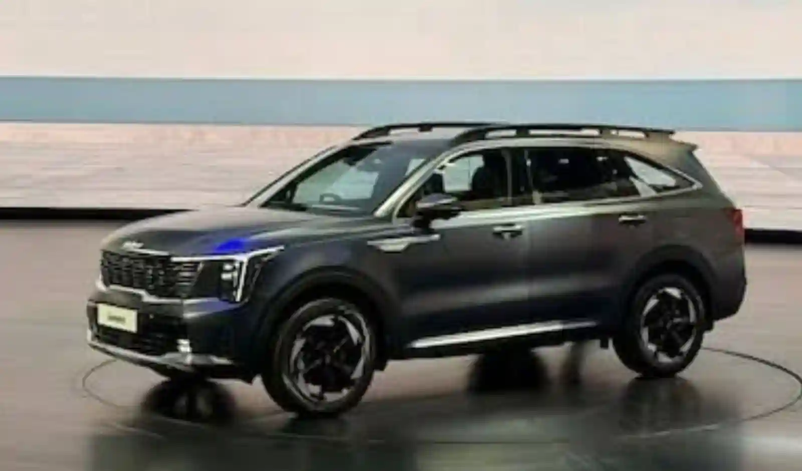 Kia Sorento Price Starts at Rs 27.99 Lakh